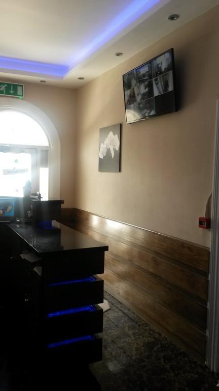 The Crystal Lodge Hotel London Borough of London Borough of Croydon Exteriör bild