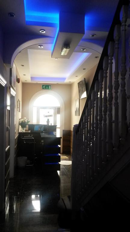 The Crystal Lodge Hotel London Borough of London Borough of Croydon Exteriör bild