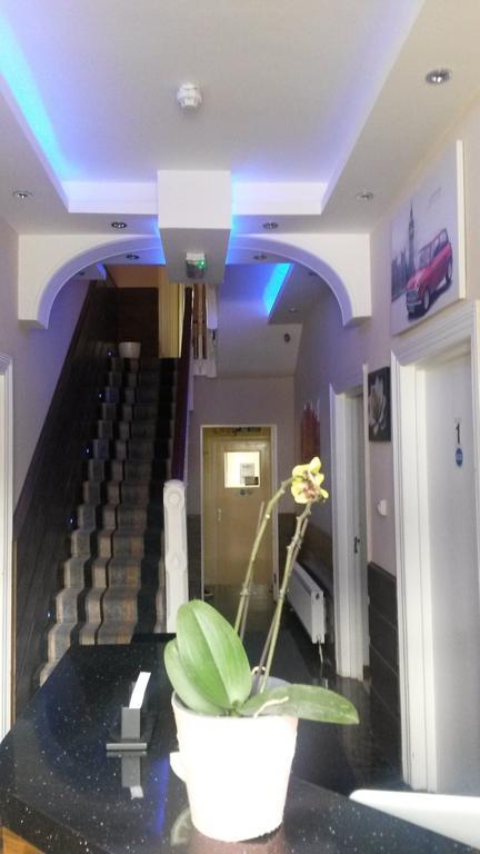 The Crystal Lodge Hotel London Borough of London Borough of Croydon Exteriör bild