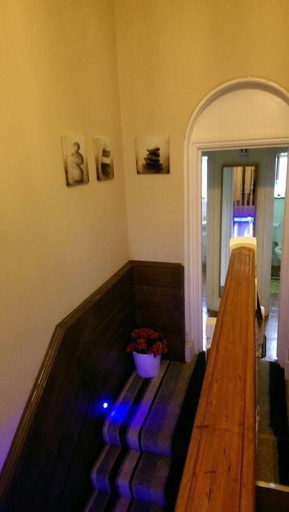 The Crystal Lodge Hotel London Borough of London Borough of Croydon Exteriör bild